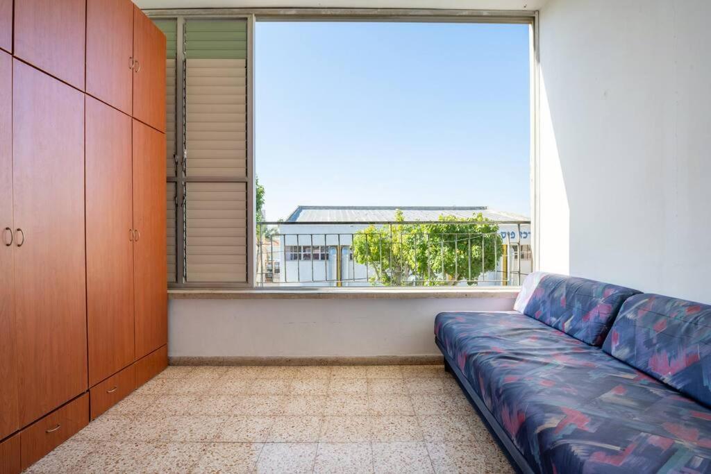 טאוב דירות אירוח, אירוח מכל הלב, דירה גדולה ופרטית, ניתן להגיע בכל שעות היממה! Hospitality From The Heart, A Large And Private Accommodation Apartment, Available 24 Hours! Qiryat Ata Kültér fotó